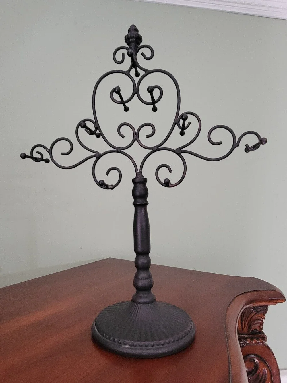 Black Metal Desktop Necklace And Bracelet Stand.